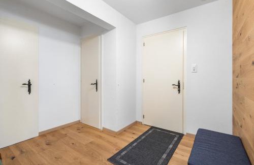 Saint-Pierre-de-Clages Apartment | Les Platanes F1 - 6 pers - centre