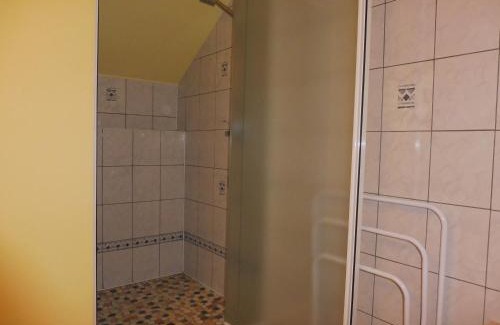 La Chapelle-d'Aligne Bed & Breakfast | les raseries