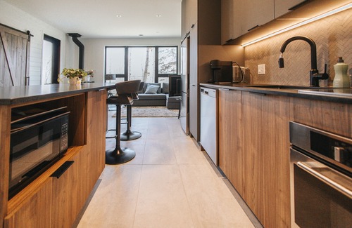 Orford Apartment | Les Repères #113 Spas, Pools, Mountains