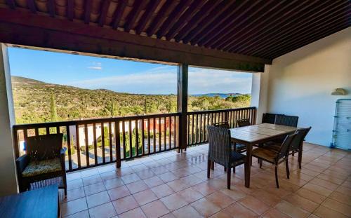 Les Restanques Apartment | Les Restanques Cabrière 3123 vue mer 3 chambres