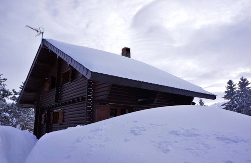 Guzet Neige Ski Chalet | "LES RONDINS, Guzet snow chalet, direct start to slopes and hikes, panoramic view