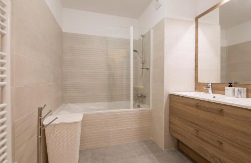 Frejus Plage Apartment | Les Sablettes - 150m de la plage