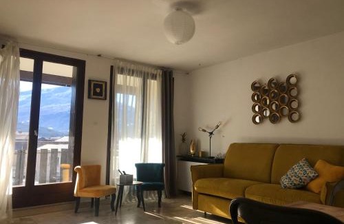 Embrun Apartment | les saluces N51