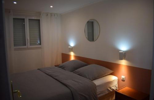Saint-Lo Apartment | Les sapins verts -inspiration deluxe