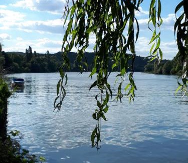 Poissy Apartment | Les Seringats