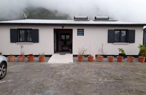 Salazie Bed & Breakfast | LES SOMMETS DE SALAZIE CHAMBRES D'HÔTES