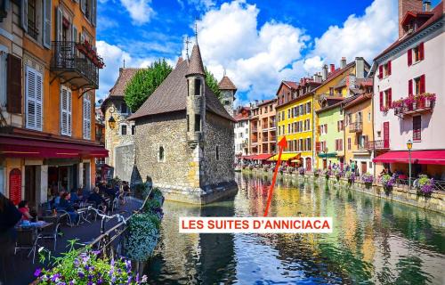Annecy Old Town Apartment | LES SUITES D'ANNICIACA - Hyper centre avec vue sur le chateau