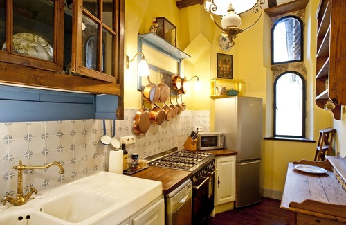 Sarlat-la-Caneda Historic Center Apartment | Les Suites sarladaises, the Salamandre suite