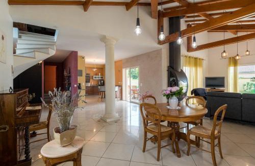 Montelimar House | Les Sylphides - Maison avec piscine