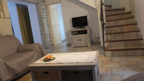 Berrias-et-Casteljau House | Les Templiers