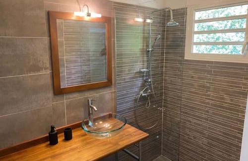 Riviere-Salee Villa | Les terrasses de Maëlle I - Jolie villa F4 vue mer