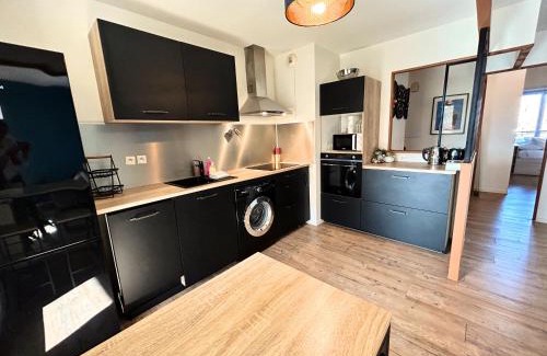 Fontaine-Bayonne-Cartoucherie Apartment | Les Terrasses du Zenith - Parking - Tramway - Wifi