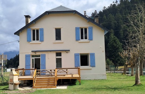 Campan House | Les Terres d'Artigues - Large family home for 12 people