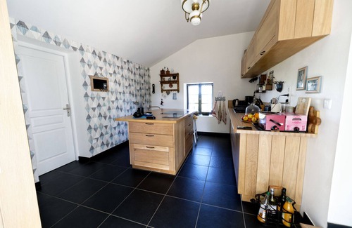 Cenac-et-Saint-Julien House | Les Teyssiers, old stone house with swimming pool