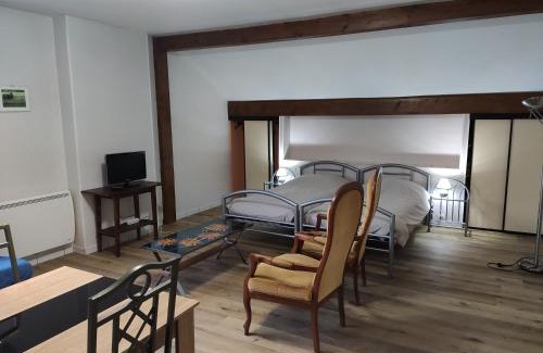 Forges-les-Bains Apartment | LES TILLEULS