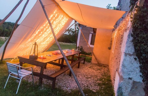 Cornille RV Rental | Les Tipis de Bayot
