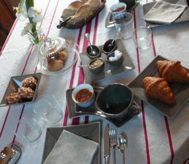 15th Arrondissement Bed & Breakfast | Les Toits de Paris