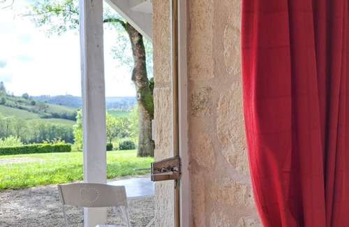 Sauveterre House | Les Tournesols, ideal for a quiet family vacation with swimming pool