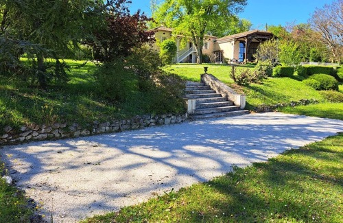 Sauveterre House | Les Tournesols, ideal for a quiet family vacation with swimming pool