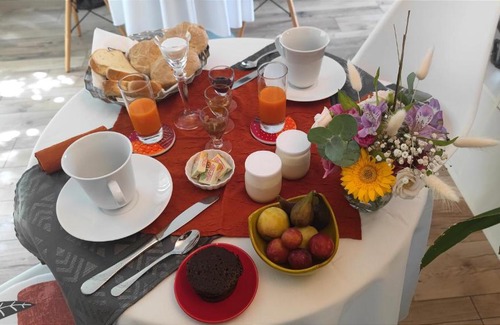 Salies-de-Bearn Bed & Breakfast | Les Treilles de Salies - Spa et sauna - Chambre Art déco