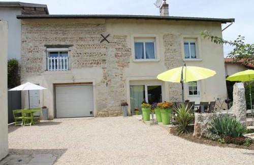 Druillat House | Les Trois Maisons