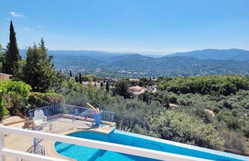 Speracedes House | Les Volets Bleus