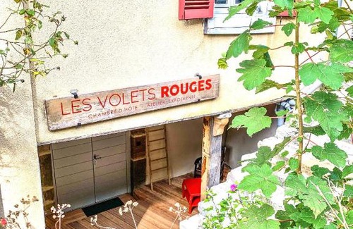 Arbois Bed & Breakfast | Les Volets Rouges