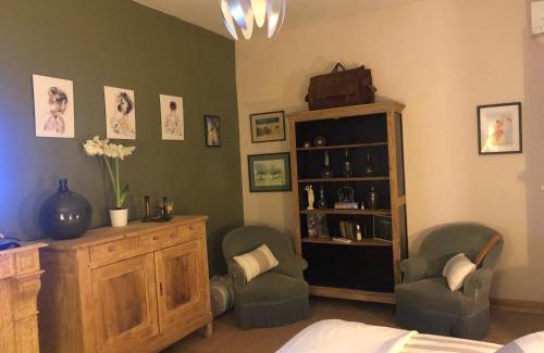 Cazouls-les-Beziers Bed & Breakfast | LES YUCCAS