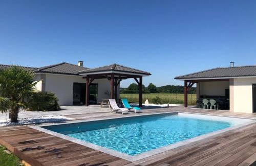 Saint-Medard-de-Guizieres Bed & Breakfast | Lesberit
