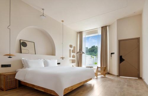 Shizhong District House | Leshan Summer Valley Mountain Stream