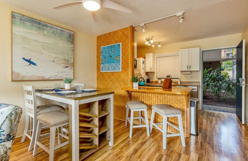 Kihei Condo | Less Than 1 mile To Dining, Shopping And Surfing! A/C PSB113