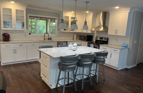 Edisto Island House | Less than 10 Minutes to the beach! Private cottage in Edisto Island