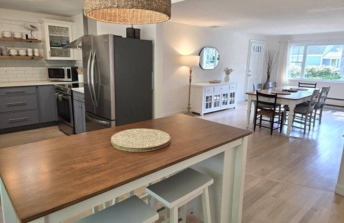 Hyannis Port House | Less than a mile to Keys Beach Hyannis.