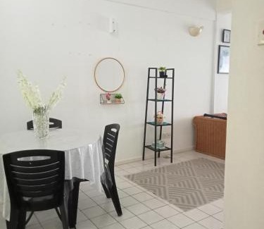 Taman Haji Zainal Apartment | Lestari Seaview Homestay