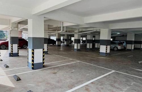 Ruaka Apartment | Lester's Luxe Studio Apartment
