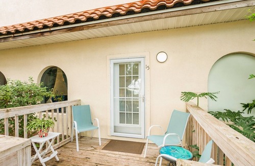 St. Augustine Condo | Let Nature Surround You! Garden View King Bed