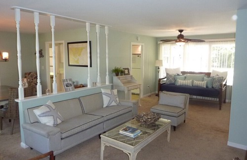Jekyll Island House | LET'S DO SUNSET - 3 Bedrooms, 2 Bathrooms