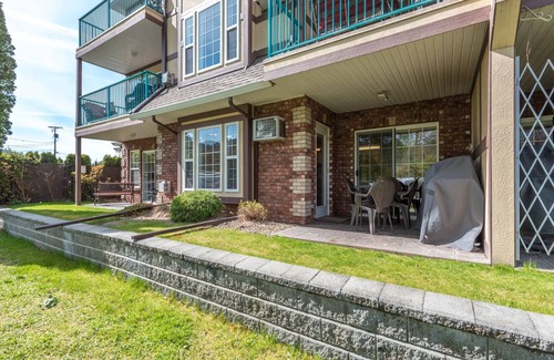 Okanagan-Similkameen Condo | Let your Vacation Start Here!
