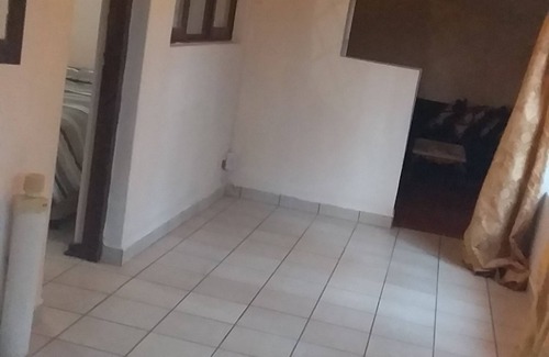 Margate House | Lethabo Bed & Breakfast room 1