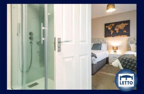 Peterborough Apartment | Letto Serviced Accommodation -Sleeps 7 - PE7 - FREE Parking