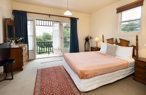 Leura House | Leura House