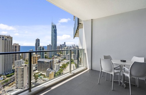 Surfers Paradise Apartment | Level 27 Ocean View Two Bedroom @ Circle on Cavil