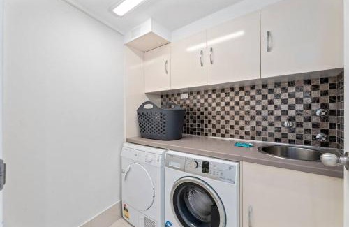 Surfers Paradise Apartment | Level 29 - OceanFront 2B at Imperial Surf - Hosted by Coastal Letting Co.