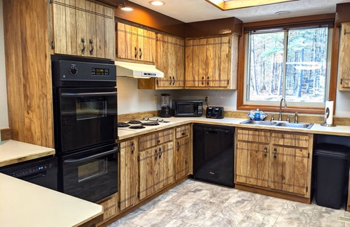 Paradise Point House | Level lakefront, family-friendly, hot tub, low fees, private dock