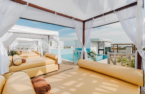 Ejidal Apartment | LEVEL Luxury Condos