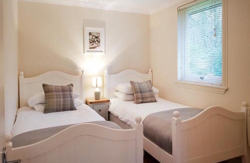 Arden House | Leven Lodge 3 - Uk46045