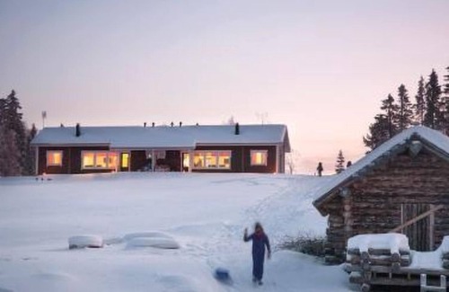 Koengaes House | Levin revontulitaivas 2 by Interhome
