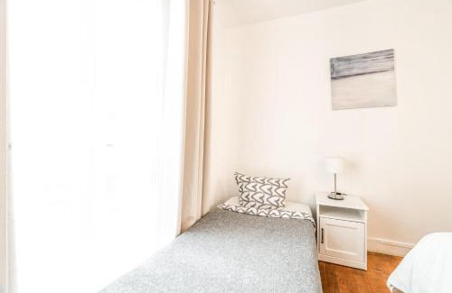 Batignolles Apartment | Levis Charming Place