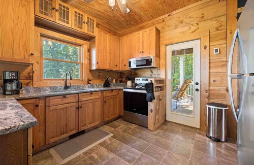 Bostic Cabin | Levons Landing - The ULTIMATE Mountain View Near Lake Lure and Asheville