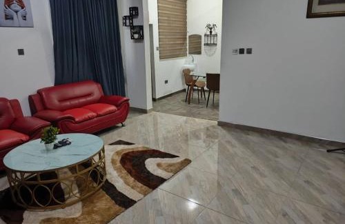 Accra Apartment | lewis & lawrenda (ddt)